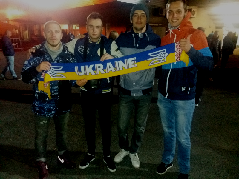 Украинские болельщики приехали из Польши поддержать "Динамо" в игре с "Яблонцем" (Фото) - изображение 5